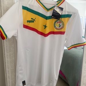 Puma, men’s World Cup soccer jersey, size M